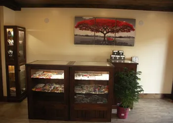 Rainbow Inn hotel thumbnail 2