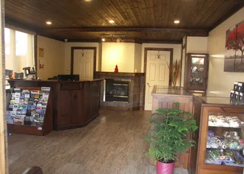 Rainbow Inn hotel thumbnail 4