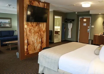 Days Inn by Wyndham Miramichi NB hotel thumbnail 6