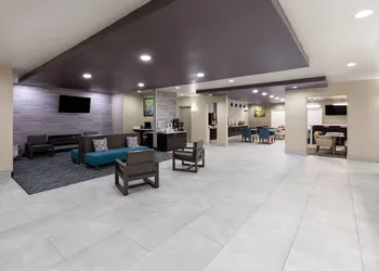 La Quinta Inn & Suites by Wyndham Boutte hotel thumbnail 4
