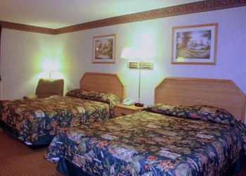Garden City Inn hotel thumbnail 7