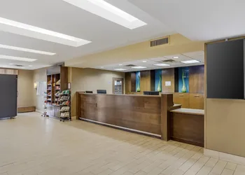 Best Western Plus Winnipeg West hotel thumbnail 2