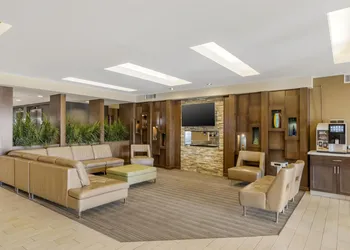 Best Western Plus Winnipeg West hotel thumbnail 3