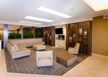 Best Western Plus Winnipeg West hotel thumbnail 6