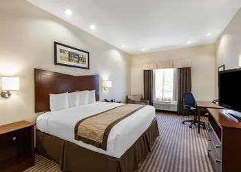 Baymont by Wyndham Victoria hotel thumbnail 5
