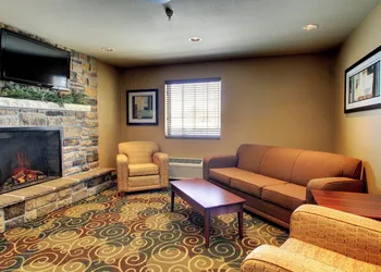 Cobblestone Inn & Suites - Harvey hotel thumbnail 2