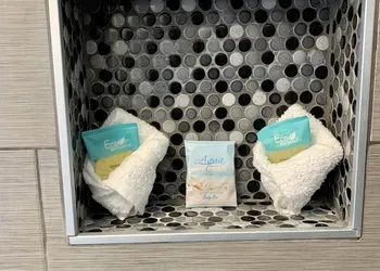 Cabana Motel hotel thumbnail 5