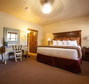 Cable Mountain Lodge hotel detail image 5
