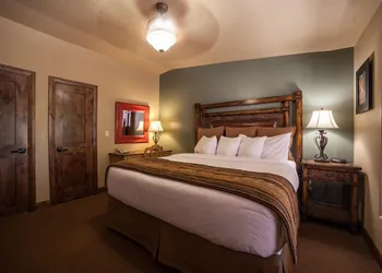 Cable Mountain Lodge hotel thumbnail 7
