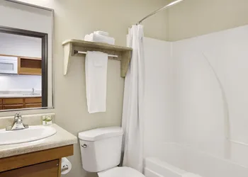 WoodSpring Suites Washington DC Andrews AFB hotel thumbnail 8