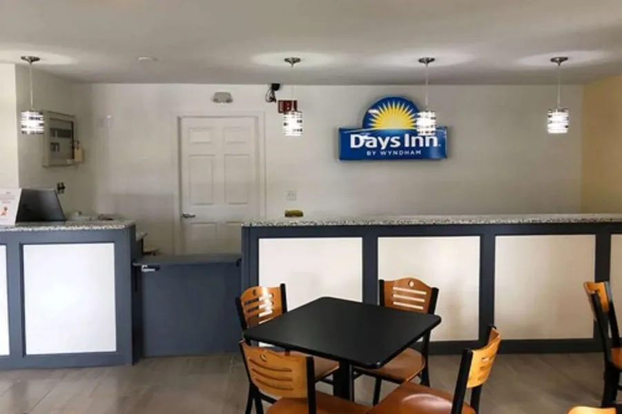 Days Inn by Wyndham Cape Carteret near Emerald Isle hotel detail image 2