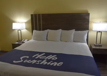 Days Inn by Wyndham Cape Carteret near Emerald Isle hotel thumbnail 6