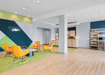 Spark by Hilton Victoria hotel thumbnail 4