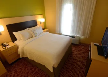 TownePlace Suites Bowling Green hotel thumbnail 6