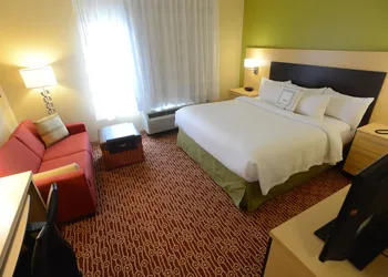 TownePlace Suites Bowling Green hotel thumbnail 8