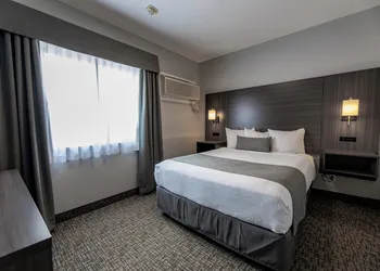 The Kanata by BCMinns Hinton hotel thumbnail 8