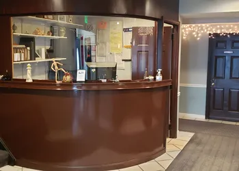 Jones Beach Hotel hotel thumbnail 2
