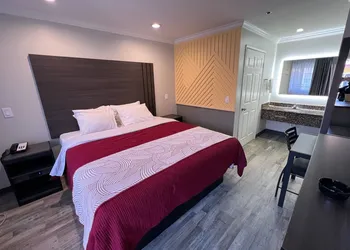 Cloud 9 Inn LAX hotel thumbnail 5