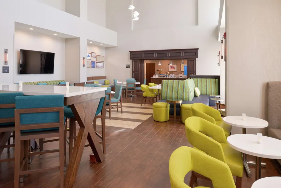 Hampton Inn & Suites Port Aransas hotel detail image 2