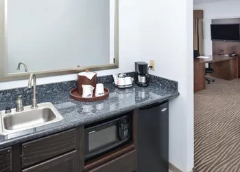 Hampton Inn & Suites Port Aransas hotel thumbnail 6
