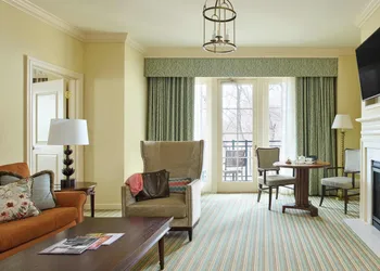 Salamander Resort And Spa hotel thumbnail 8