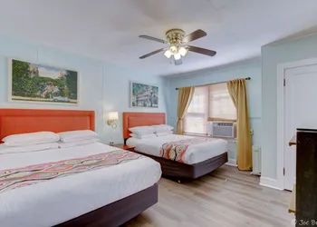 Gold-Inn Hot Springs hotel thumbnail 4