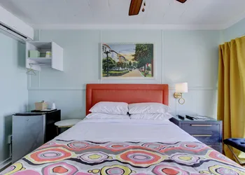 Gold-Inn Hot Springs hotel thumbnail 5