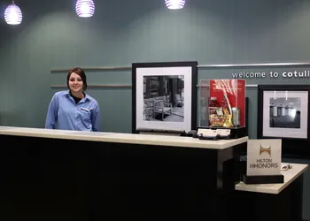 Hampton Inn Cotulla hotel thumbnail 3