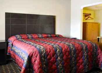 Andrews Motor Inn hotel thumbnail 6
