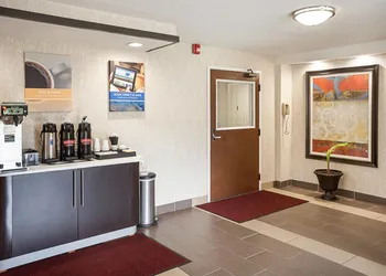 Motel 6 Binghamton, NY hotel thumbnail 3
