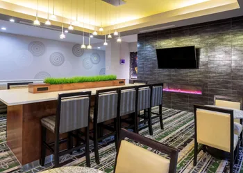 La Quinta Inn & Suites by Wyndham Houston NW Beltway8/WestRD hotel thumbnail 5