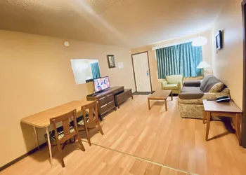 Shannon Motel hotel thumbnail 4