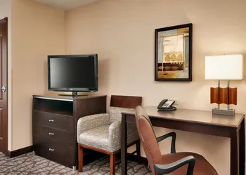 Holiday Inn Express Hotel & Suites Butte by IHG hotel thumbnail 7