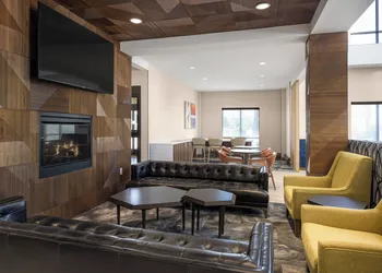 Holiday Inn Express Hotel & Suites Belgrade by IHG hotel thumbnail 2