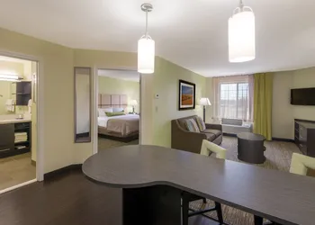 Candlewood Suites Midwest City by IHG hotel thumbnail 8