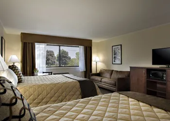 Chestnut Mountain Resort hotel thumbnail 4