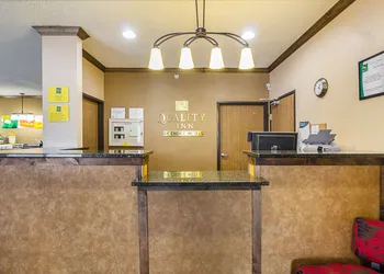 Econo Lodge Luverne I-90 hotel thumbnail 2