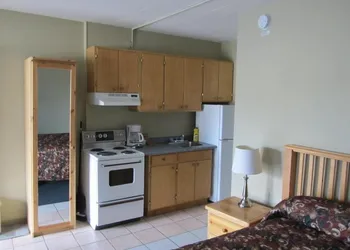 Schell Motel hotel thumbnail 8