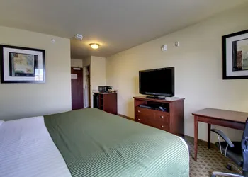 Cobblestone Inn & Suites - Hartington hotel thumbnail 5