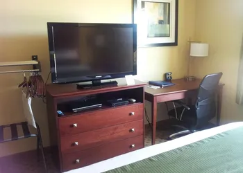 Cobblestone Inn & Suites - Hartington hotel thumbnail 8