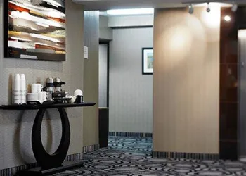 Quality Inn hotel thumbnail 3