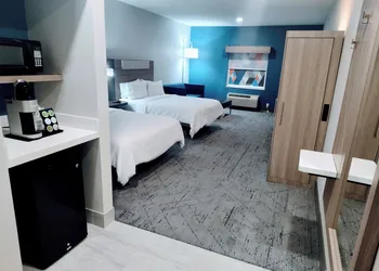 Holiday Inn Express Kenedy by IHG hotel thumbnail 4