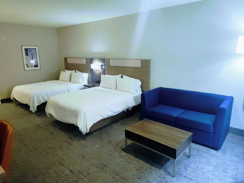 Holiday Inn Express Kenedy by IHG hotel detail image 6