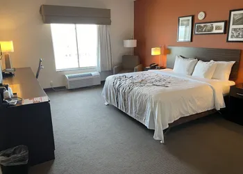 Sleep Inn & Suites Hennessey hotel thumbnail 4