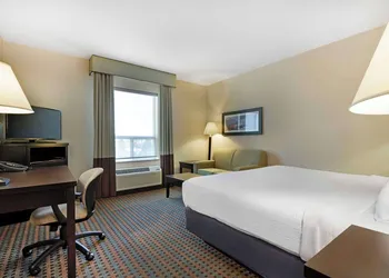 Best Western Pacific Inn hotel thumbnail 6