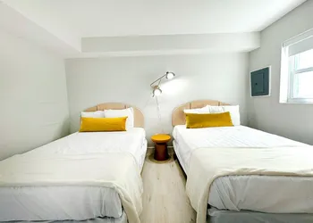 Coliseum Ocean Resort hotel thumbnail 2