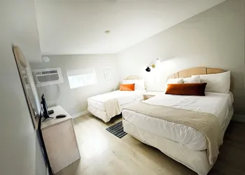 Coliseum Ocean Resort hotel thumbnail 7