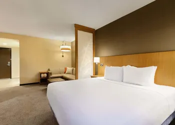 Hyatt Place Charlotte Downtown hotel thumbnail 8