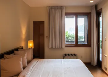 Galiano Oceanfront Inn & Spa hotel thumbnail 8