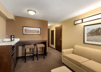 Microtel Inn & Suites by Wyndham Weyburn hotel thumbnail 7